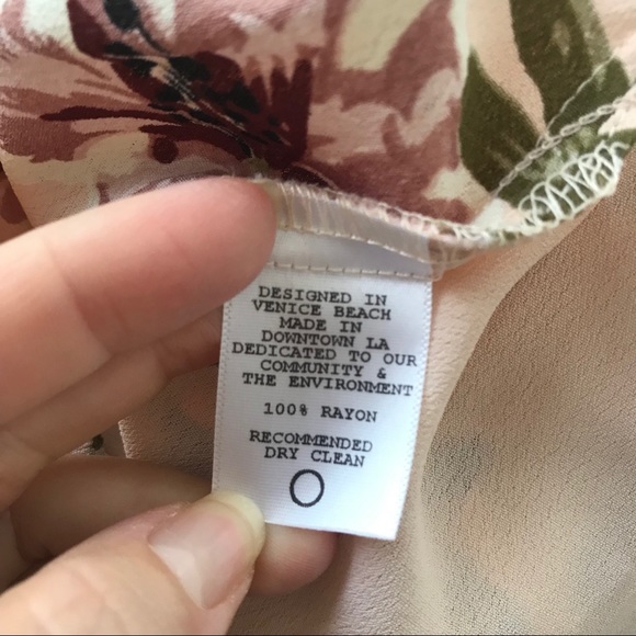 NWOT FLYNN SKYE maple top in blush gatherings! - Picture 8 of 8